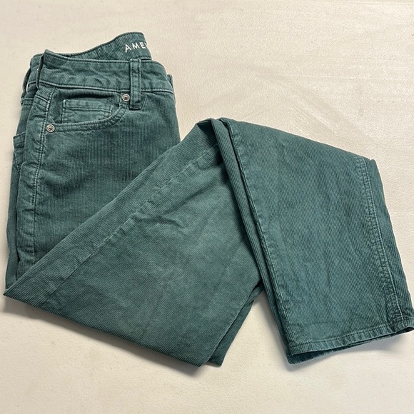 American Eagle Outfitters Denim - American Eagle Mom Straight Leg Jeans